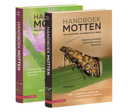 knnv_uitgeverij_handboek_motten_set_deel_1_en_2[1].jpg
